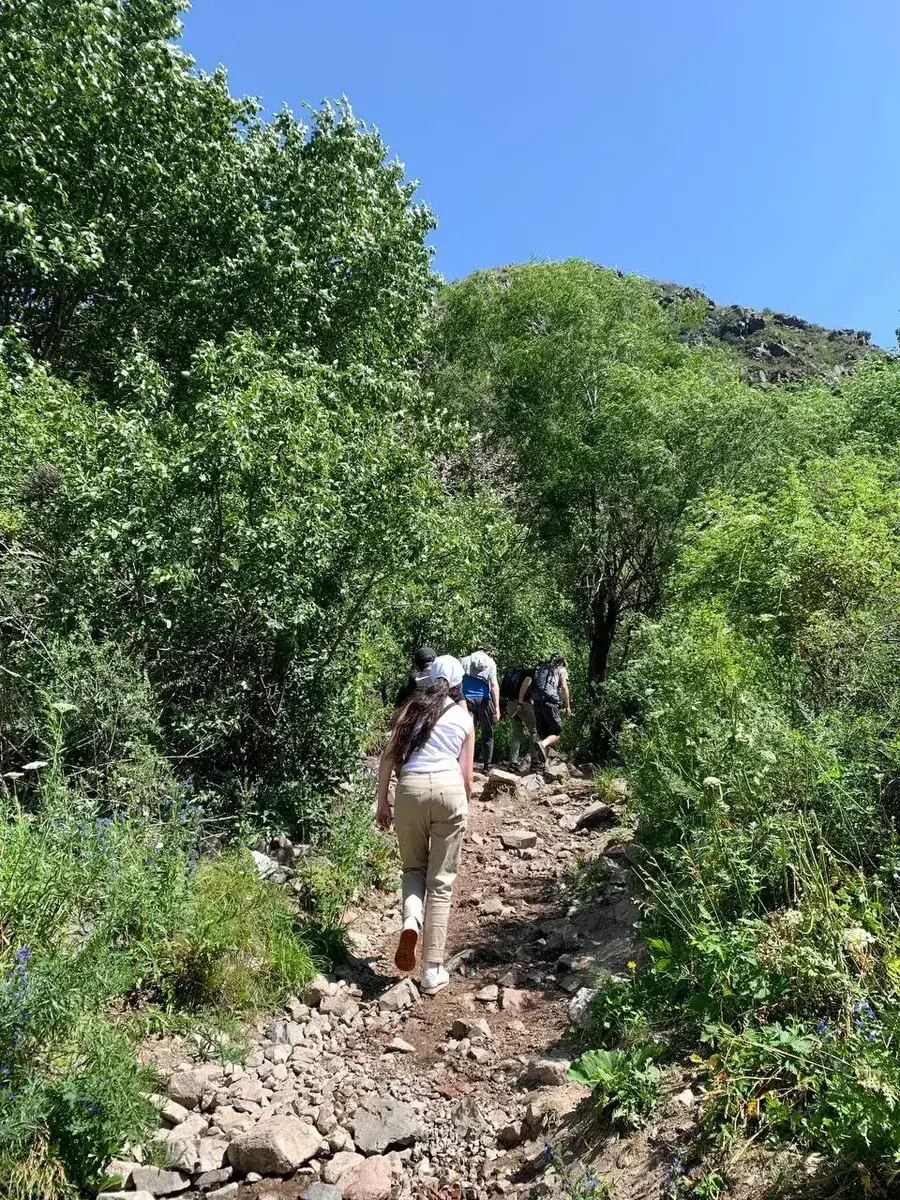 Озеро Иссык: как добраться, когда ехать, что посмотреть